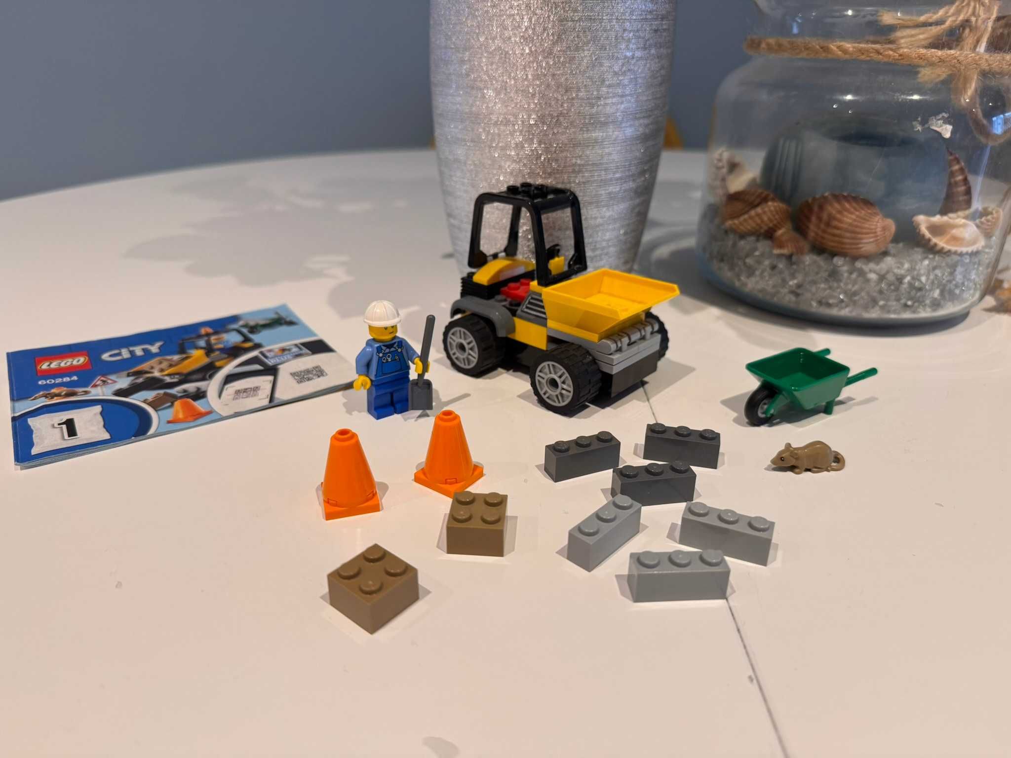 LEGO City 60284 Pojazd do robót drogowych