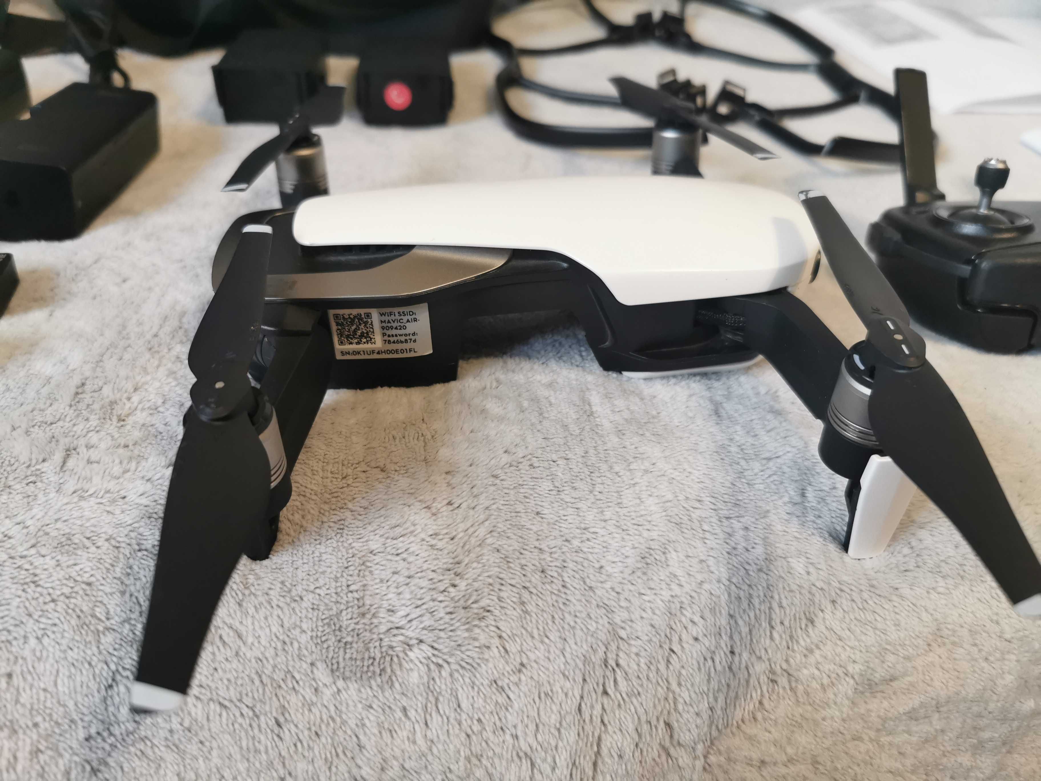 DJI Mavic Air fly more combo