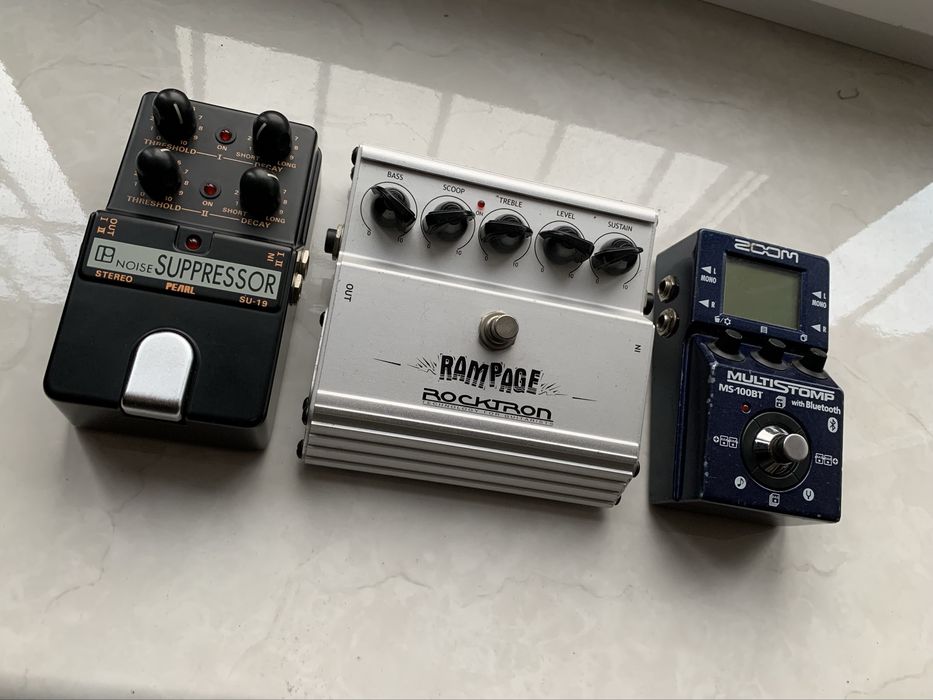 Педали Эффектов для электрогитары Zoom MS-100BT