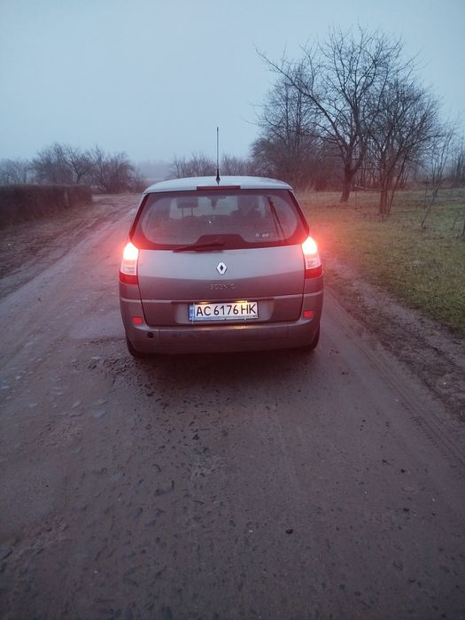 Продам Рено град сценік