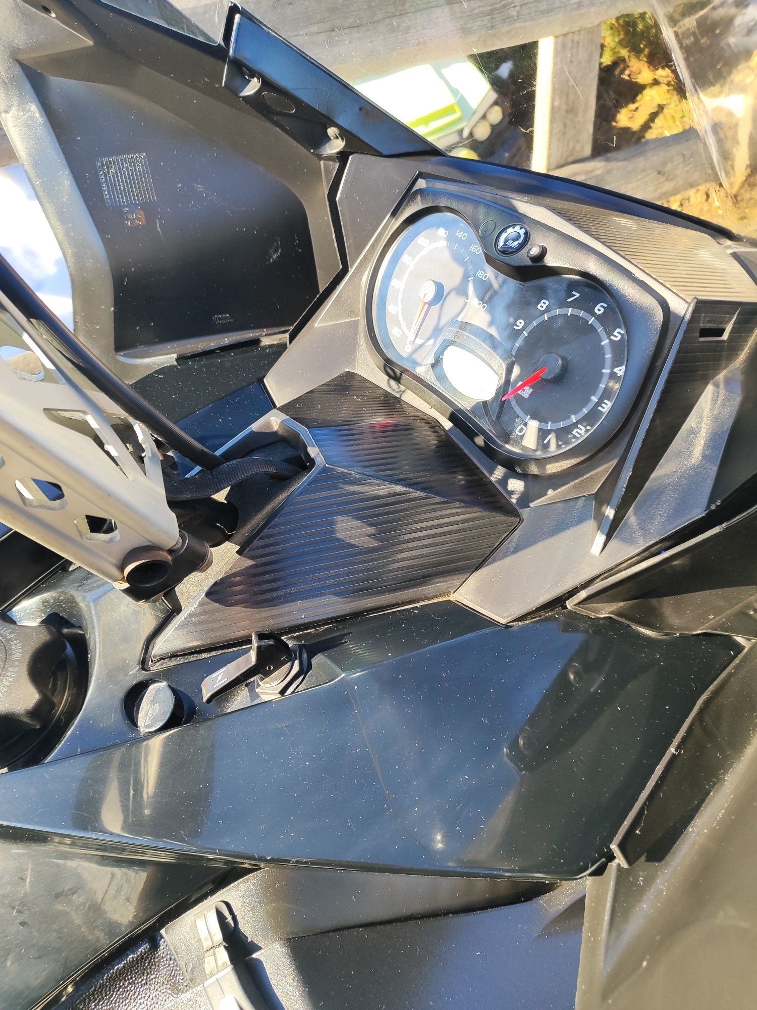 Skuter śnieżny Ski doo Summit 800r P-tek 2010 zmiana na crossa