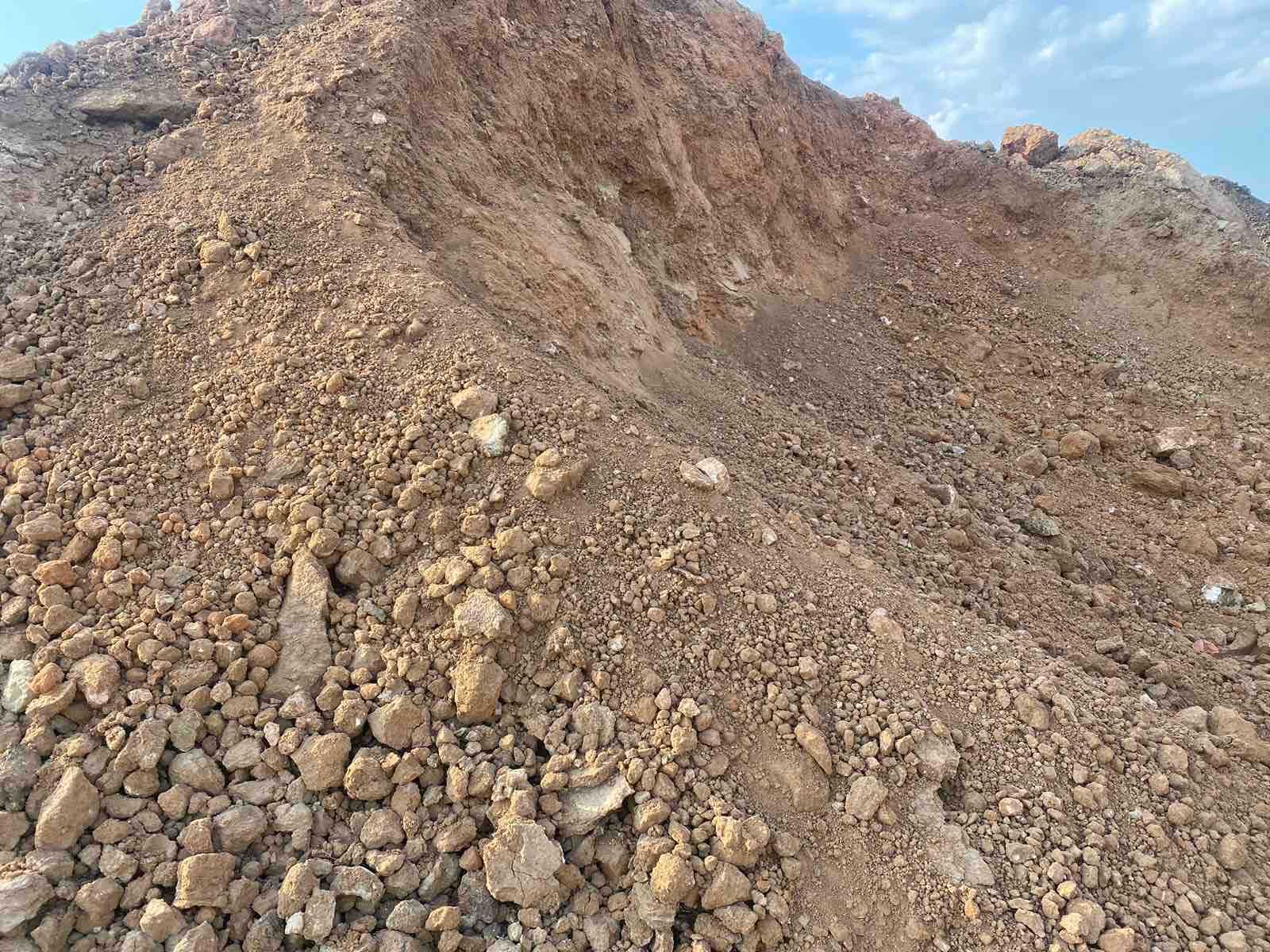 Пісок карьерный песок сеяный підсипка глина щебень отсев Николаев