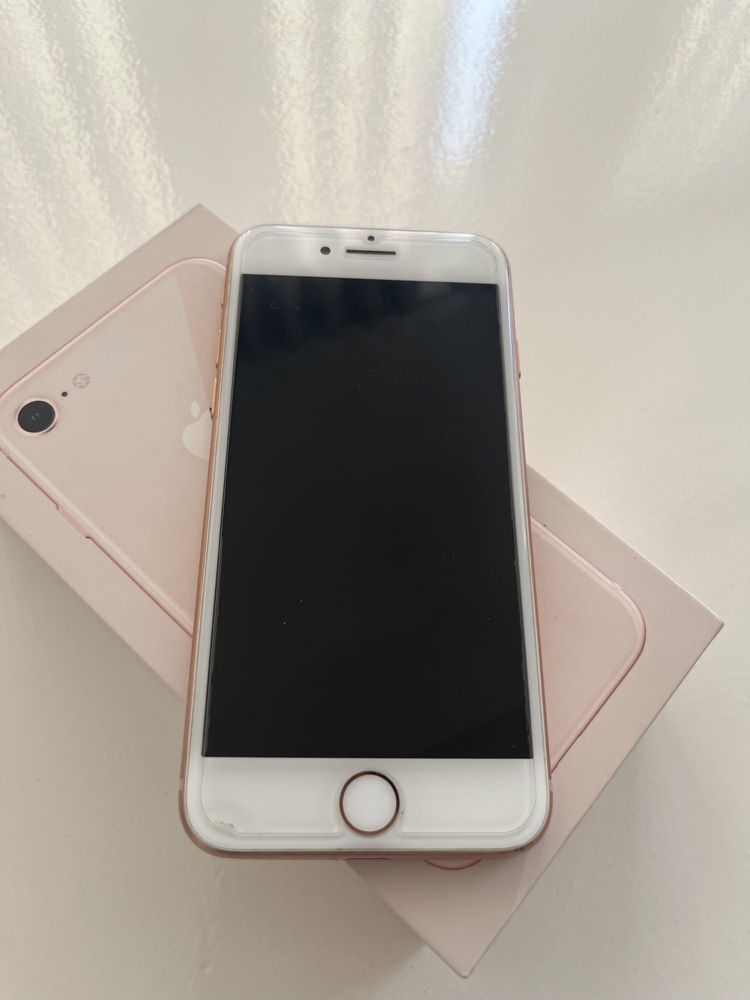 Iphone 8 (cor: Rose Gold) - 64GB