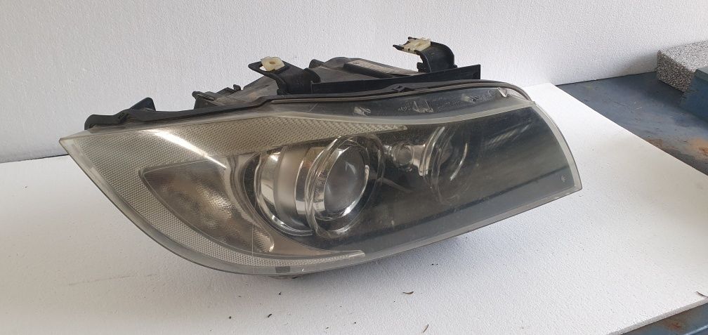 Lampa xenon prawa bmw e90 e91 dynamic skrętna bi xenon Europa