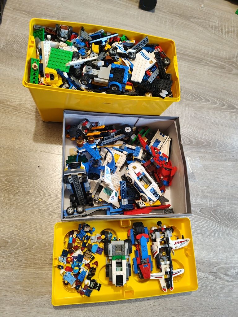 Klocki LEGO + pojemnik