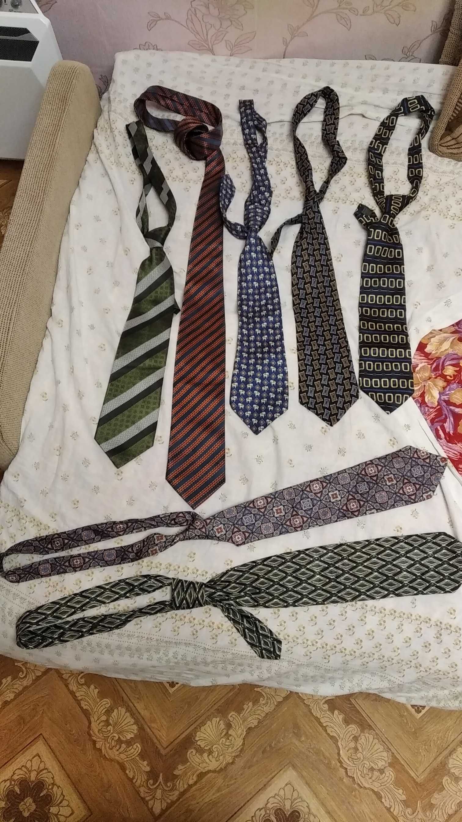 галстук Италия, Англия новый разные на подарок мужчине элегантный