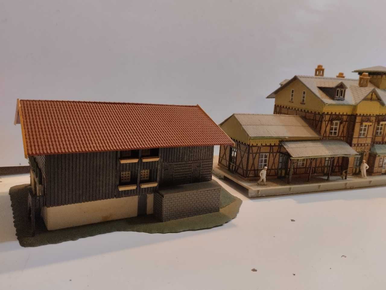 Zestaw domków na makietę diorama kościół dworzec  Skala H0 /2