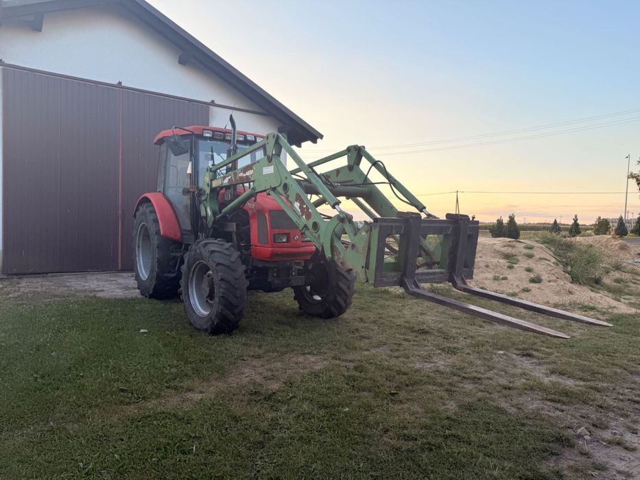 Ciągnik rolniczy FARMER F-8244 C2