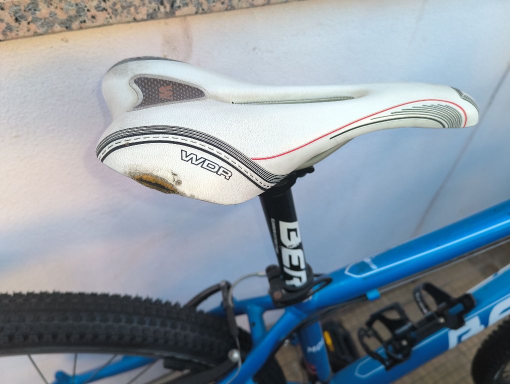 Bicicleta de montanha trail Rock 10
