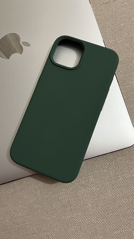 capa iPhone 13 verde-escuro