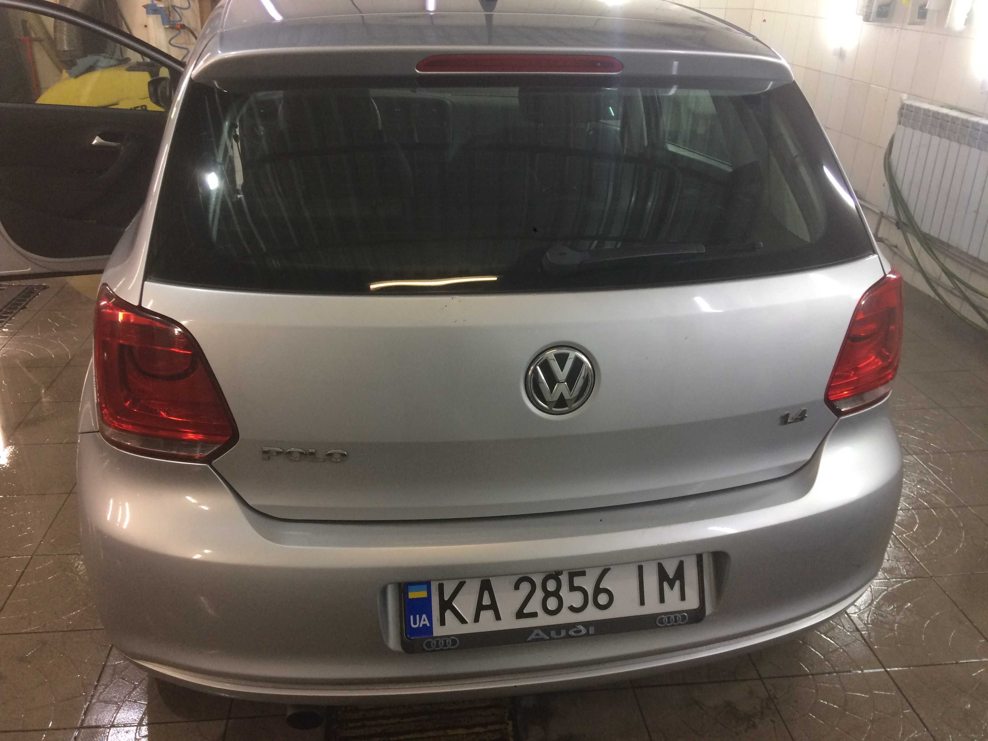 Volkswagen Polo 1,4 Бензин/Газ 2010 год