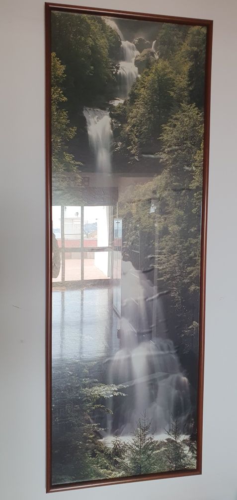 Moldura com imagem cascata 160cmx56 cm