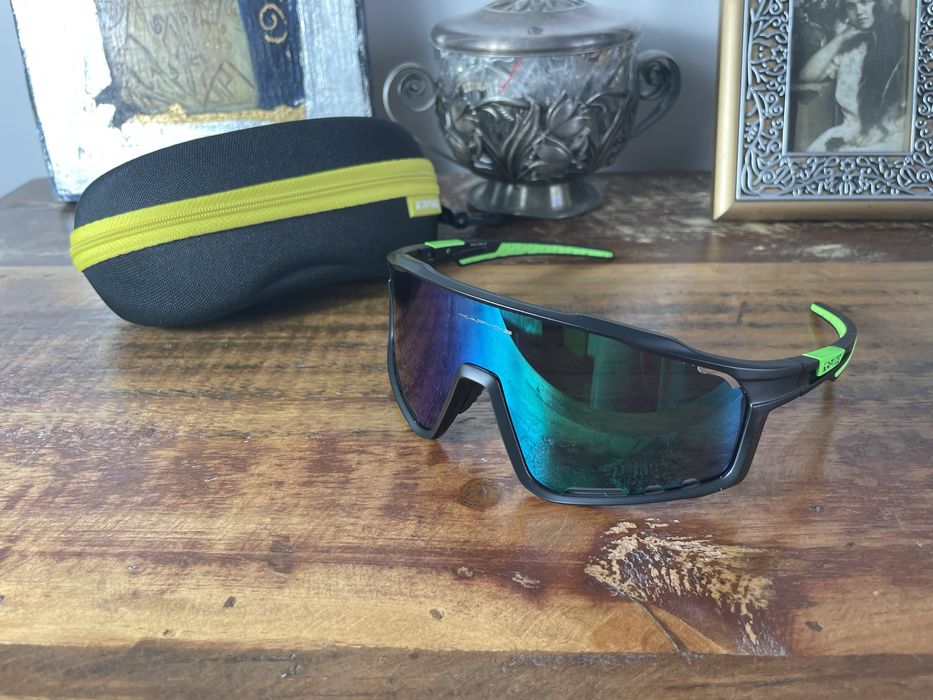 Zielone niebieskie okulary rowerowe sportowe Kapvoe z polaryzacją UV