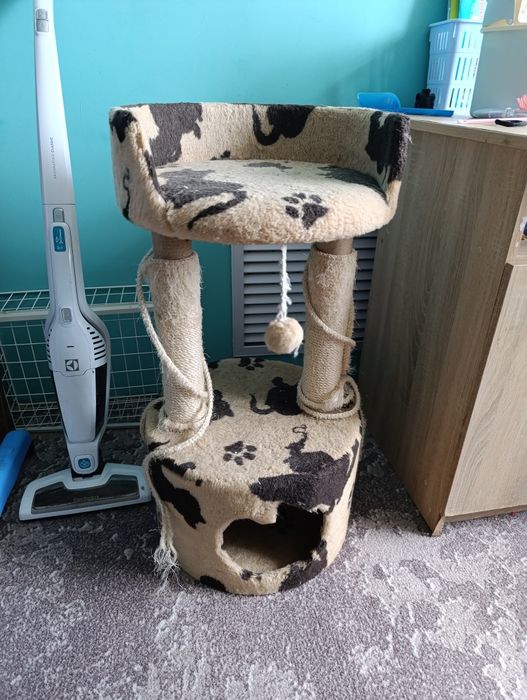 Продам когтеточку б/у