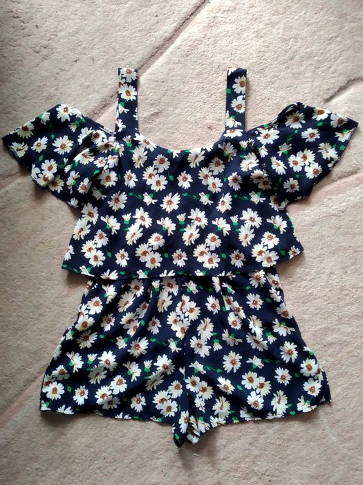 Piękny kombinezon hiszpanka floral kombinezon w kwiaty S
