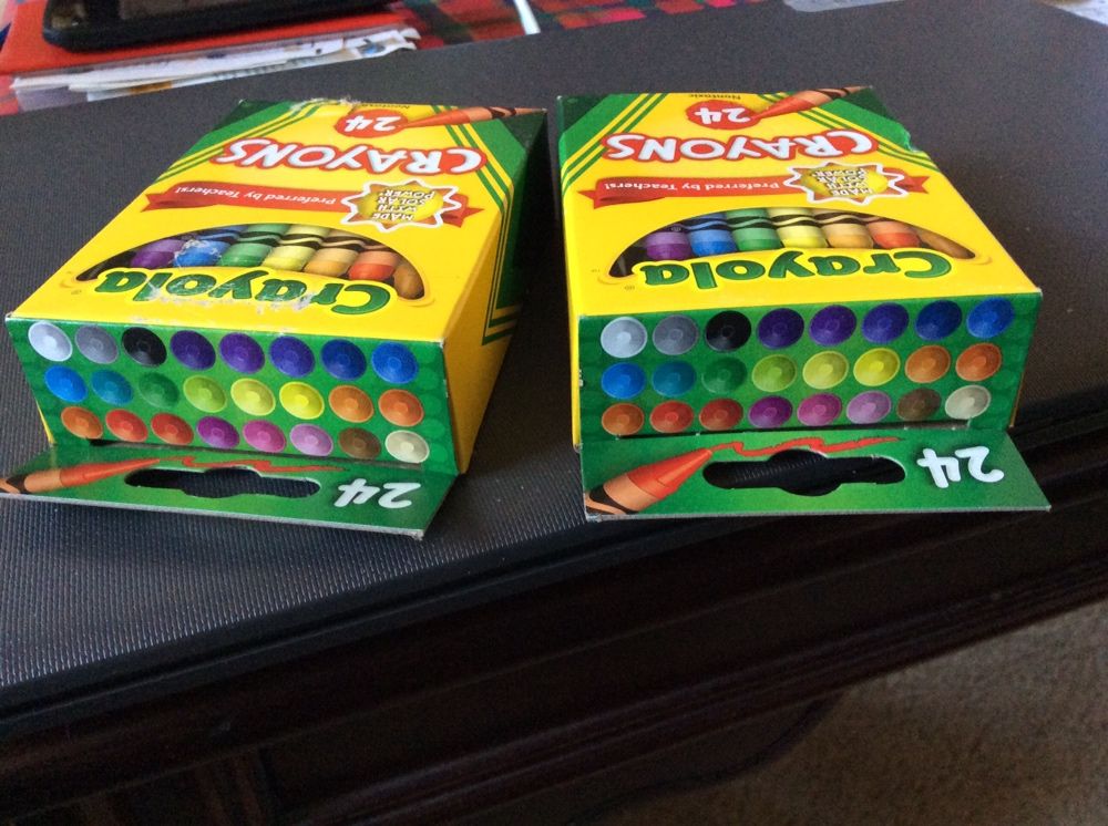 Карандаши восковые Crayola 24 made in USA новые цена за пачку
