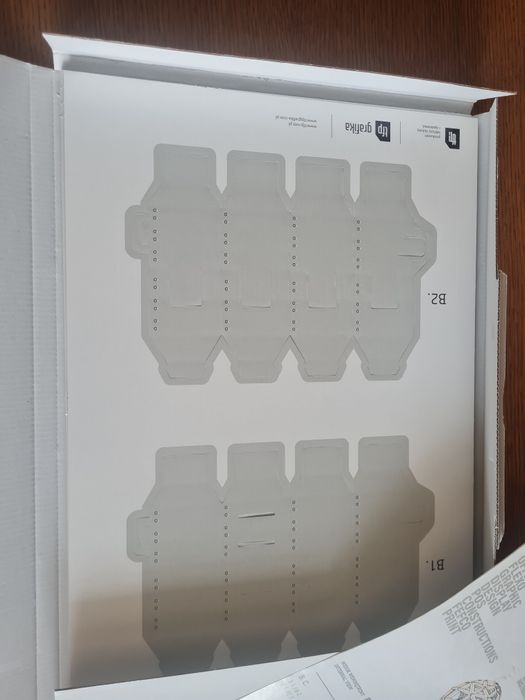 Lampa do składania z kartonu