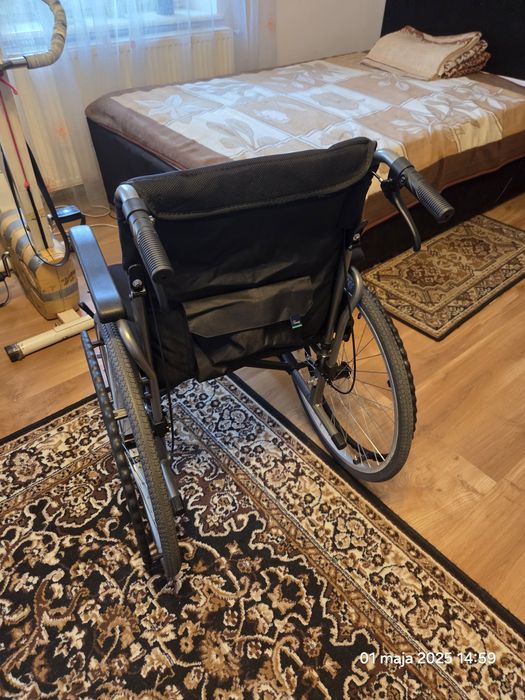 Wózek inwalidzki aluminiowy - szerokie siedzisko