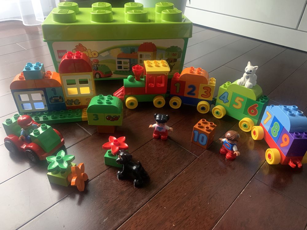 Dwa zestawy Lego Duplo w jednym oryginalnym pudełku