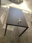 Venso mesa usada com 4 cadeiras