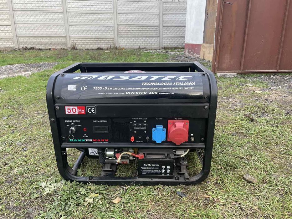 Бензогенератор 2500