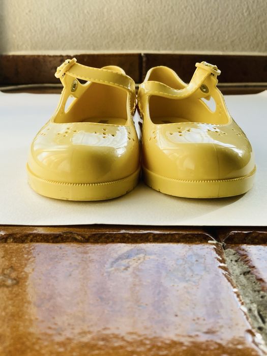 Sapatos Mary Jane Amarelos Melissa - Quase Novos!