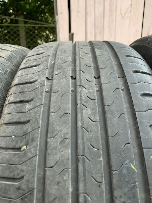 Диски DEZENT r17 5-114.3 з шинами.