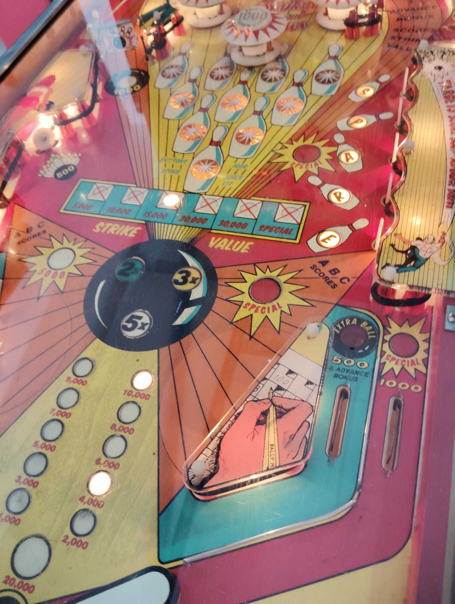 Fliper Pinball - Strikes and Spares