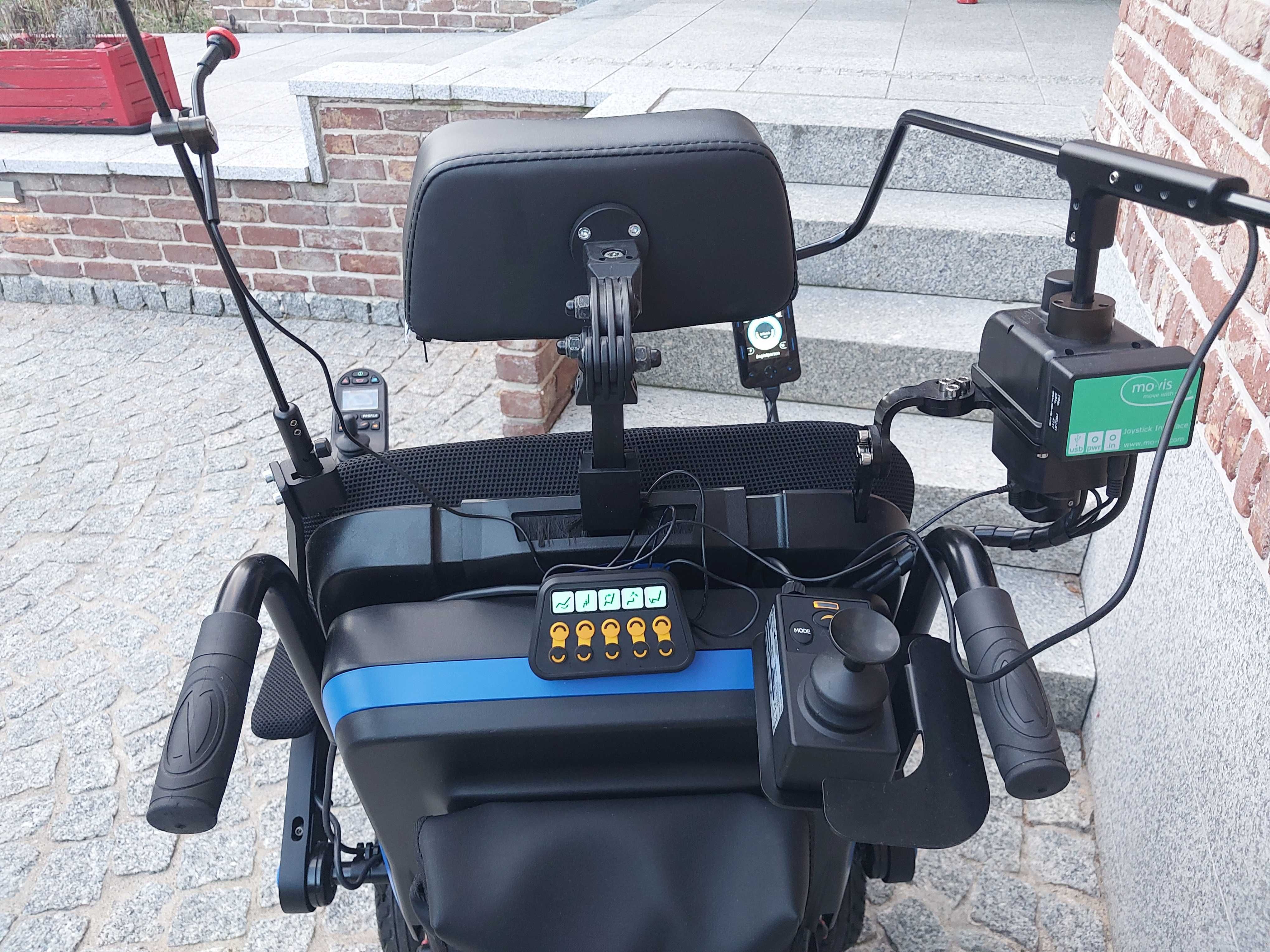 Nowy wózek inwalidzki elektryczny Quickie Q700M Ergo ster. podbrodkiem