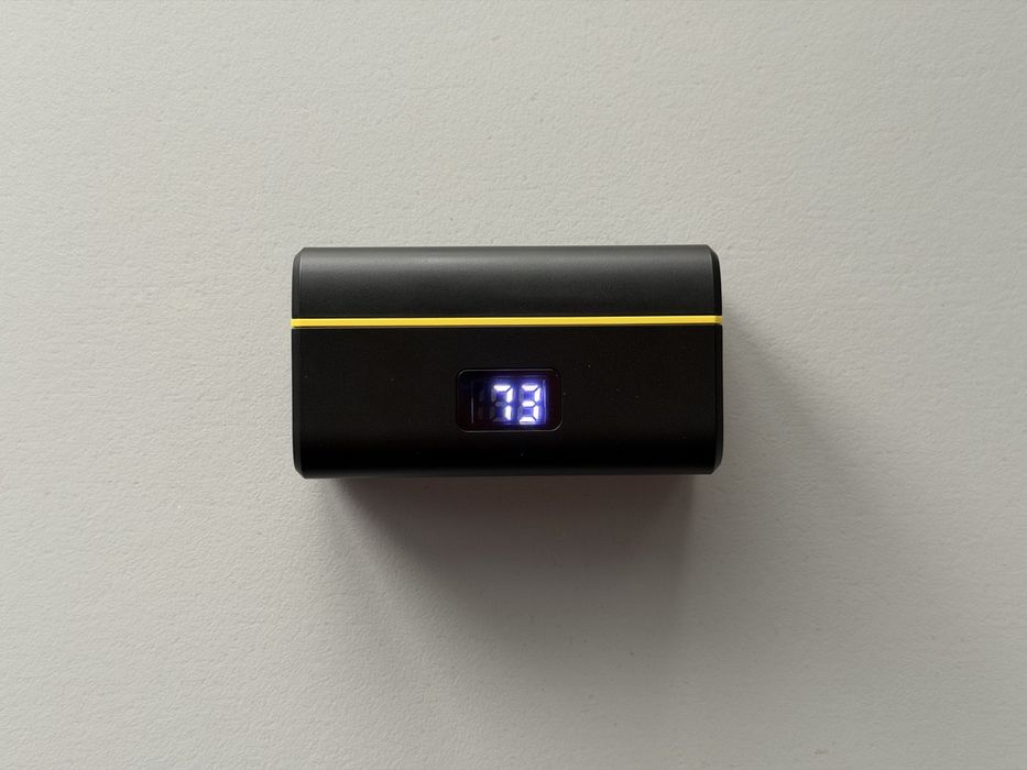 Магнітні петличні мікрофони типу Hollyland Lark M2