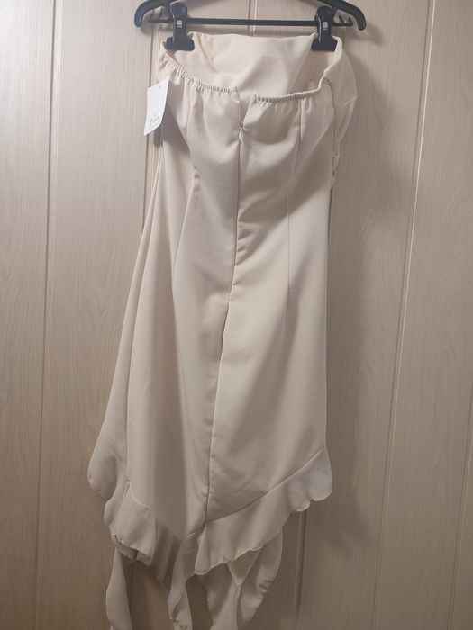 Nowa kremowa sukienka r.M/L