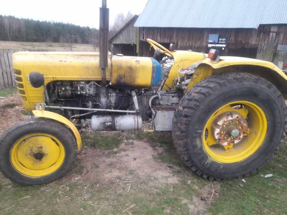 Ursus c4011  z papierami