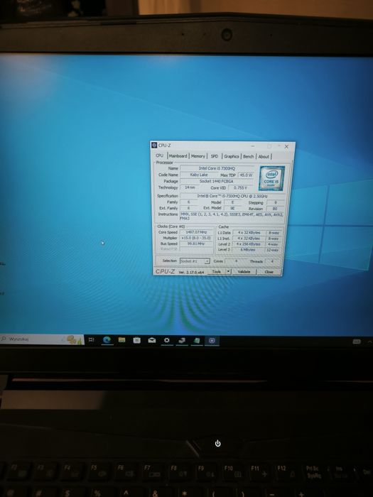 Laptop do gier Clevo N850HK1 i5-7300HQ 12gb DDR4 GeForce GTX1050Ti