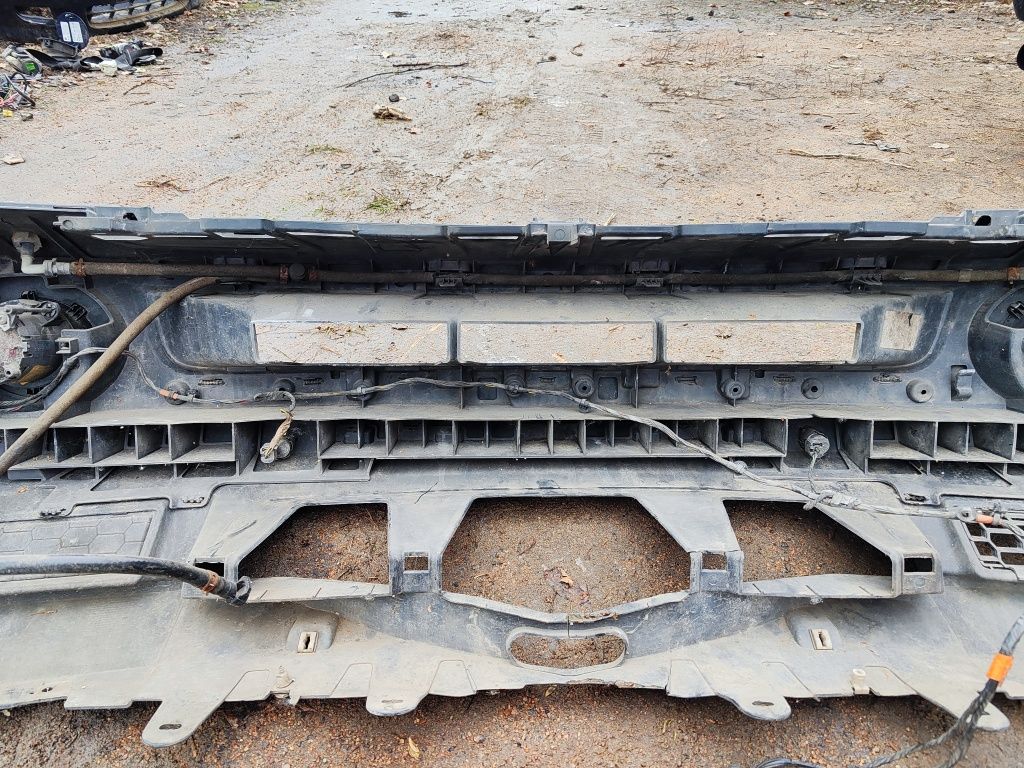 Бампер Передній  Range Rover Sport L320