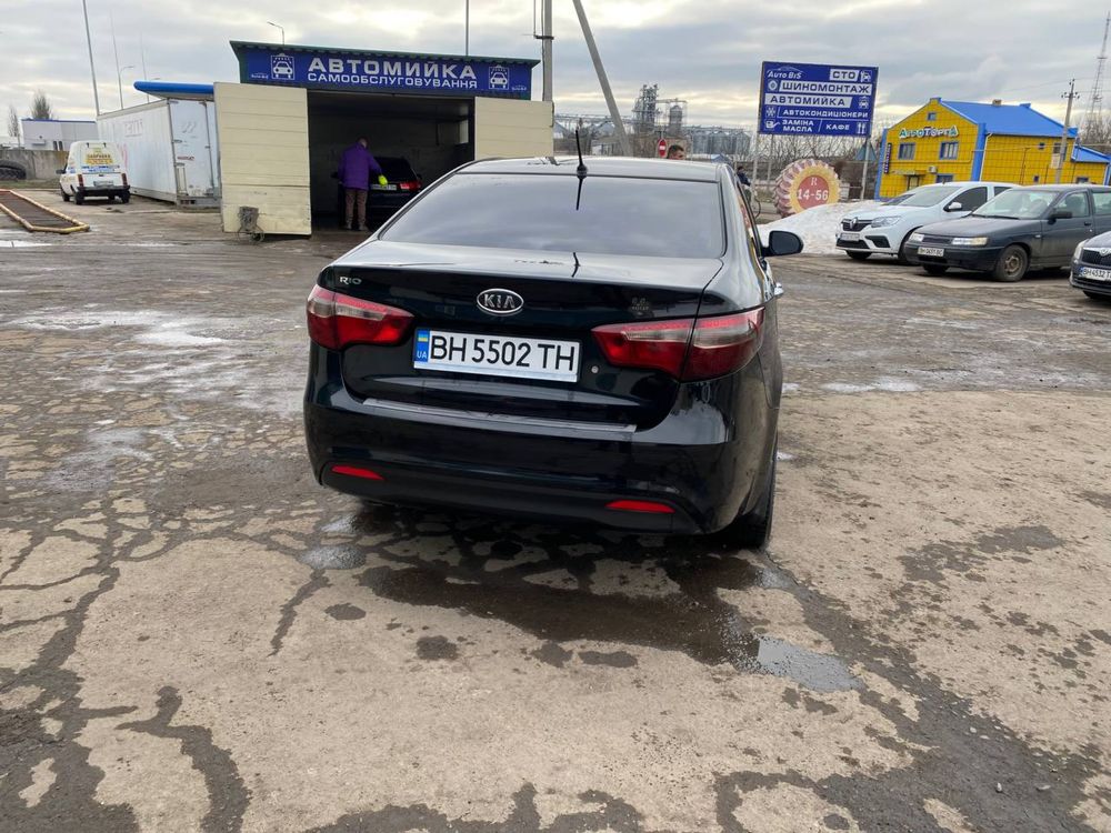 У продажі Kia Rio 2012 року