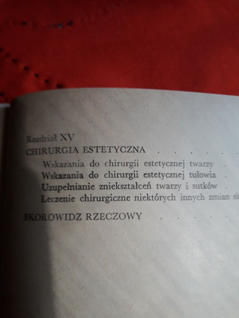 Книга на польском языке "Врачебная косметология"