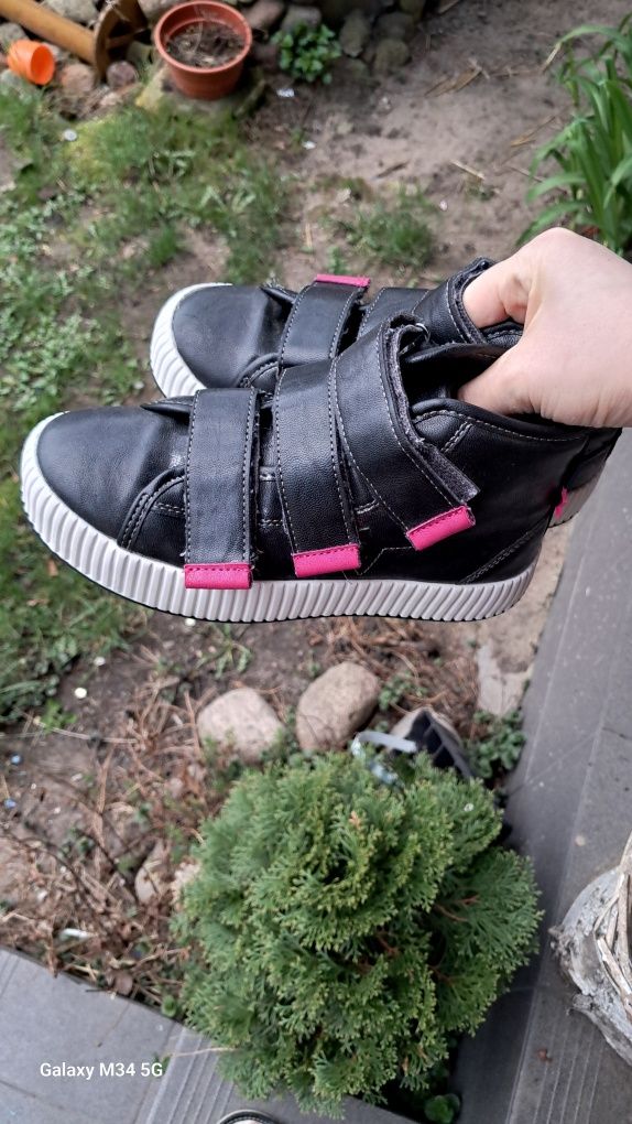 Buty dla dziewczynki rozm. 32