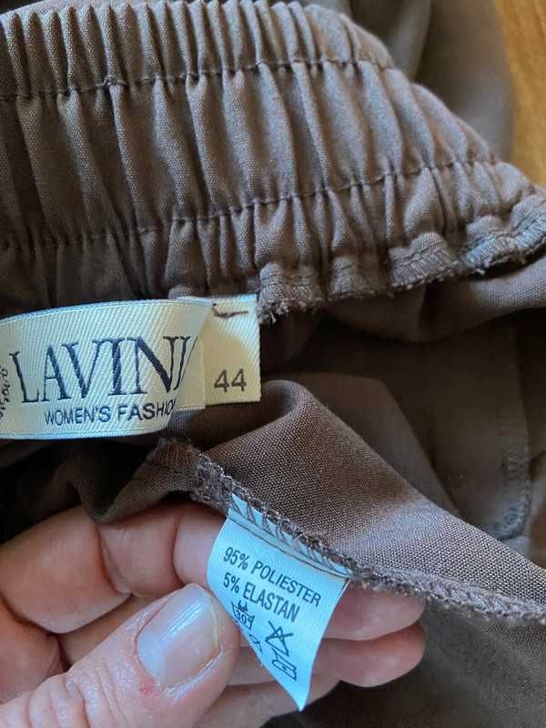 44 xxl lavinia cygaretki chinosy dresowe braz +size wiosna material