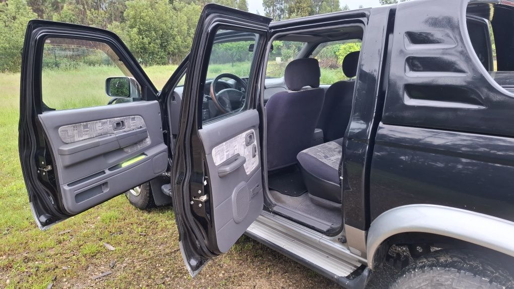 Nissan NAVARA D22