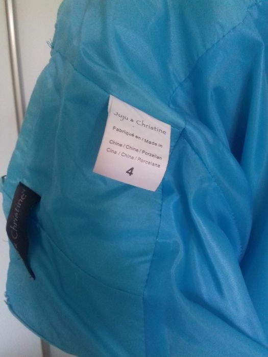 Vestido em tons de azul