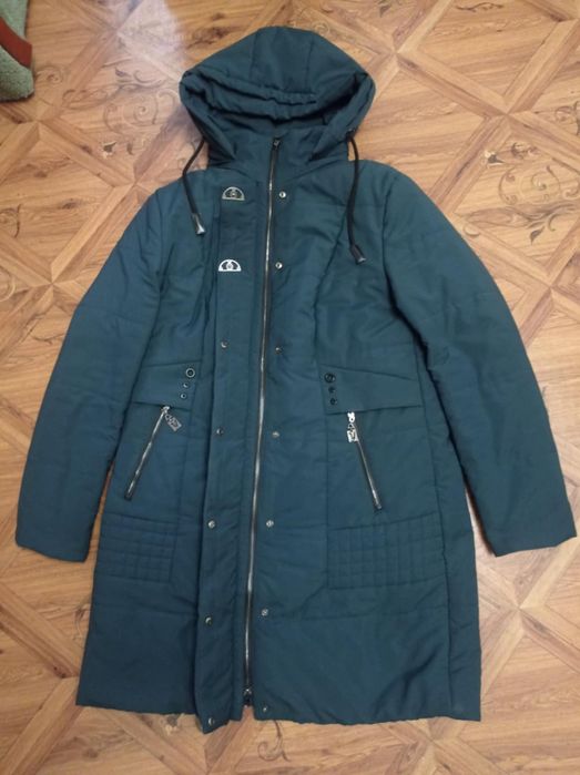 Куртка тепла жіноча, розмір 50-52, демісезон, на теплу зиму