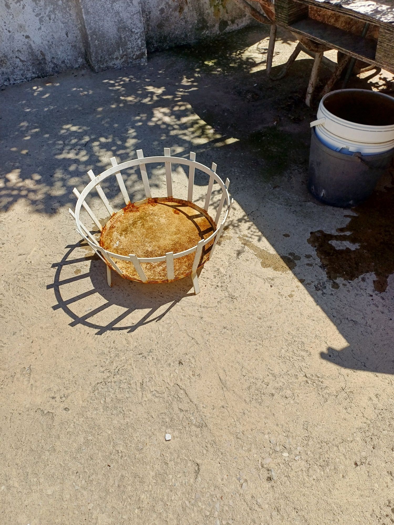 Balança antiga /floreira