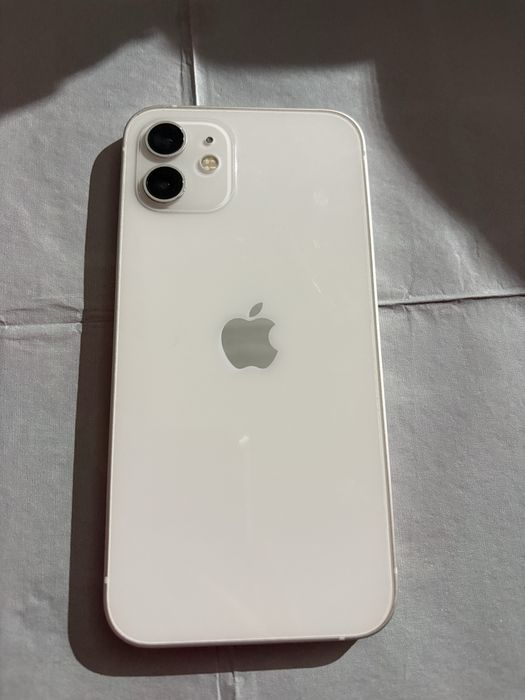 Iphone 12 COMO NOVO !!!