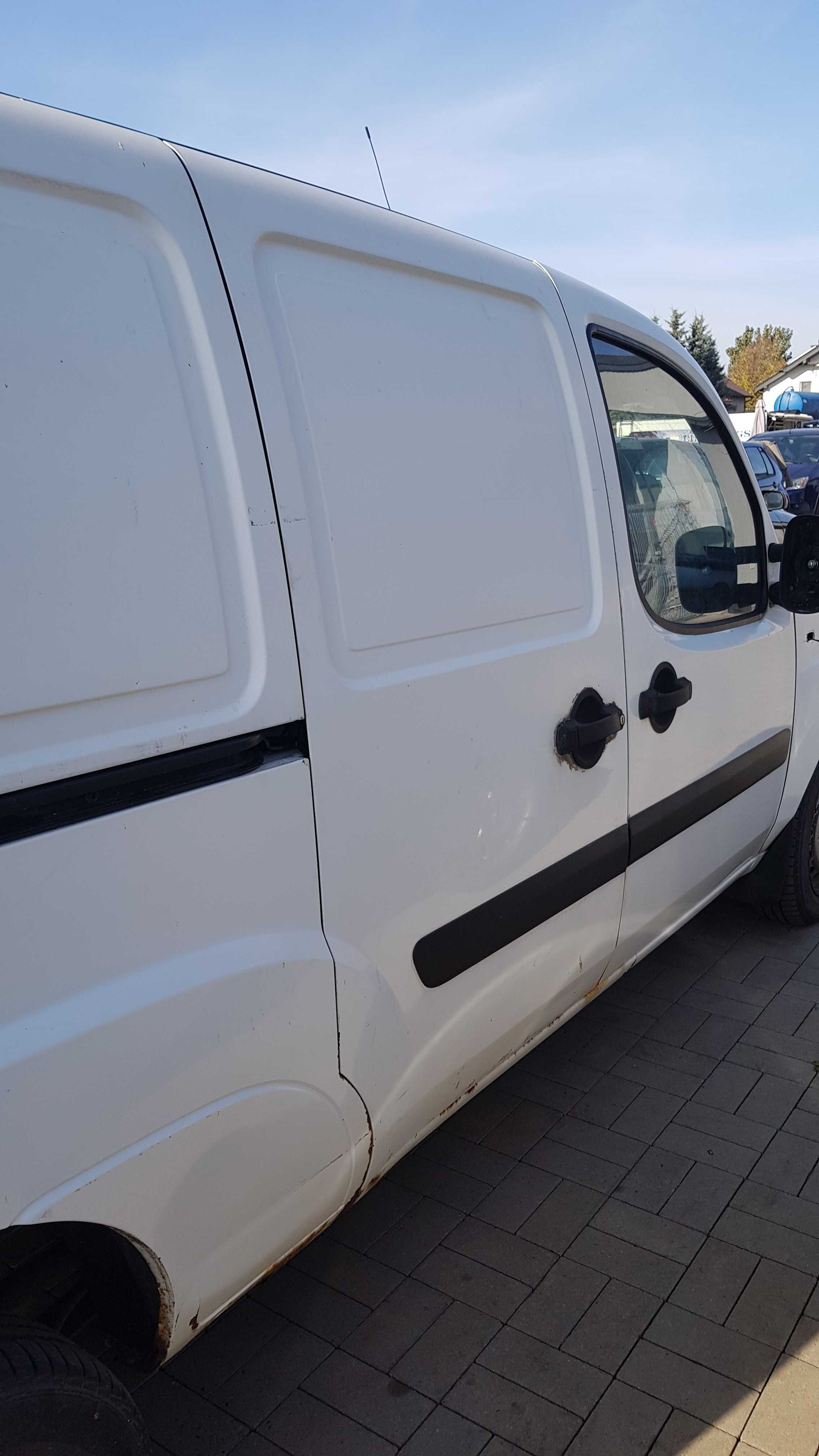 Fiat Doblo 1 I Lift MAXI  błotnik lewy drzwi lewe prawe  kolor 249