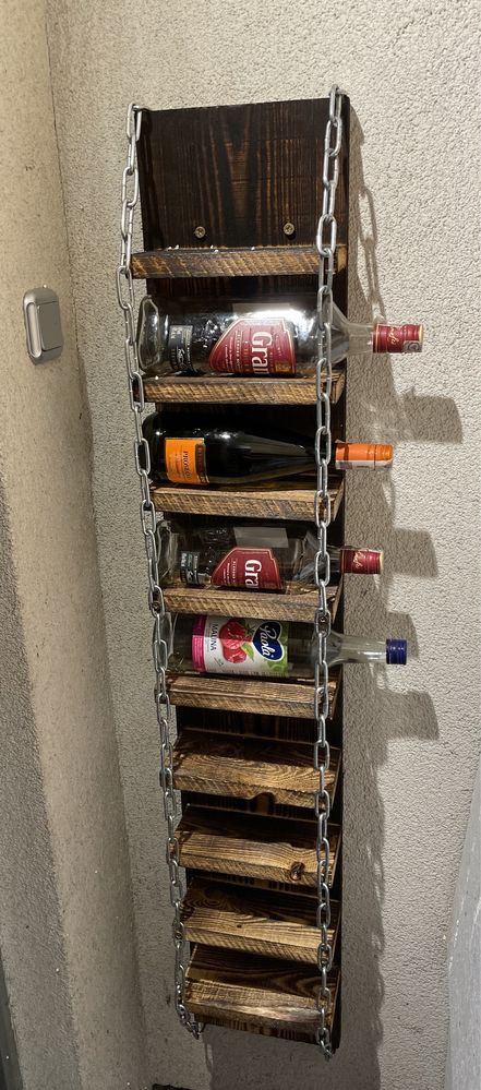 Stojak na wino regał na alkohol opalene drewno loft