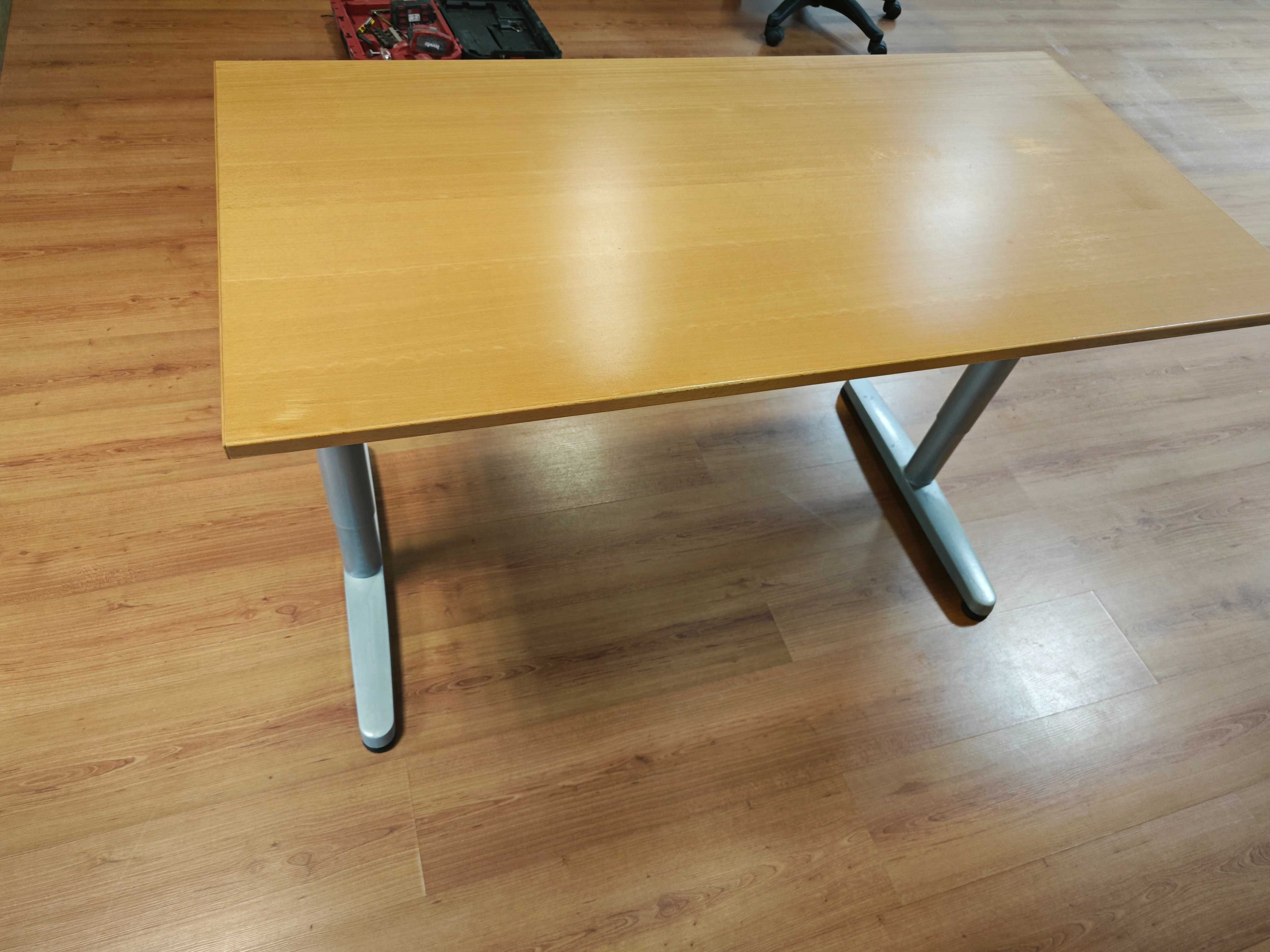 Secretárias IKEA, vários modelos