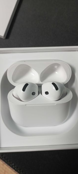 AirPods 4 (NOWE nie używane)