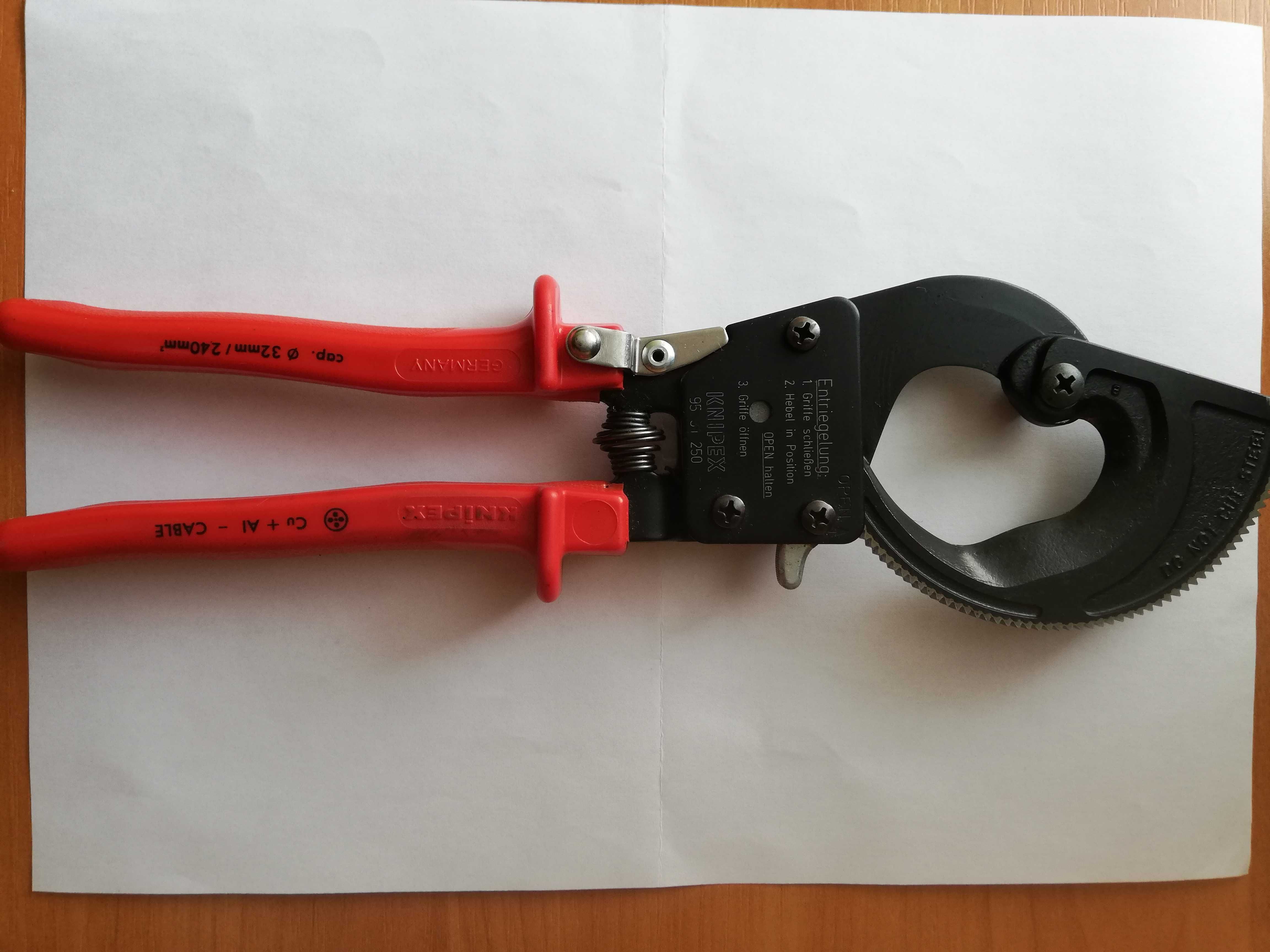 KNIPEX Nożyce do cięcia kabli i przewodów z mechanizmem zapadkowym