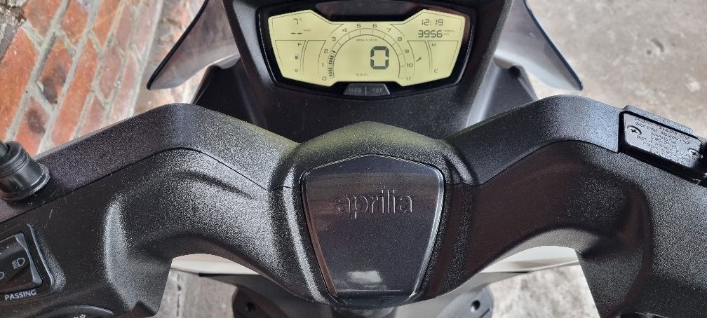 Aprilia sxr 50,Zadbany!Tylko 3956km!Rocznik 12.2021!