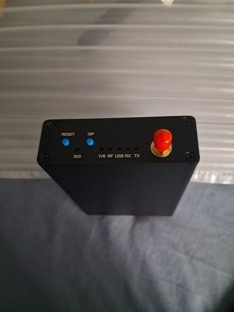 HackRf one z aluminiową obudową + anteny i kabel usb